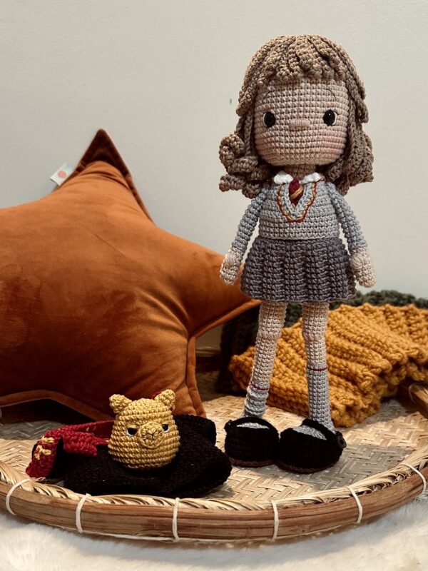 Hermione – Receita de amigurumi em PDF - Imagem 4