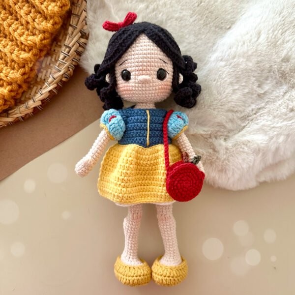 Branca de Neve - Receita de amigurumi em PDF