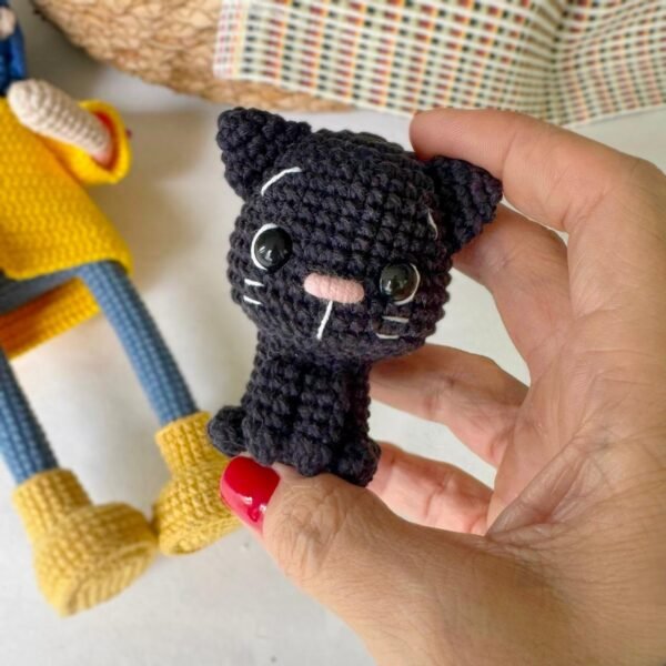 Coraline Jones – Receita de Amigurumi em PDF - Imagem 2