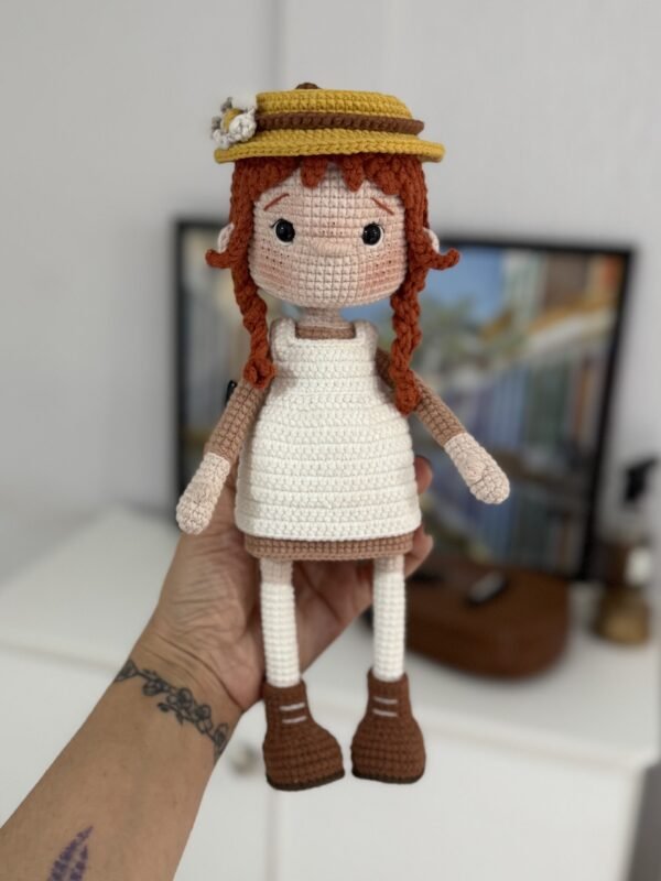 Anne with E - Receita de Amigurumi em PDF